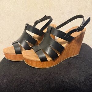 Jellypop Black and Tan Wedge Sandals